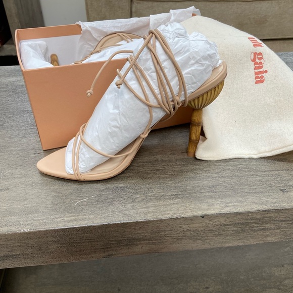 CULT GAIA Sandals - Picture 7 of 9